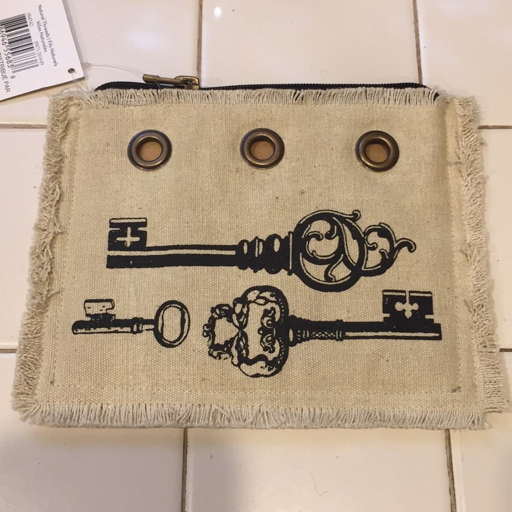 Michael Stores cosmetic bag 7x5”
